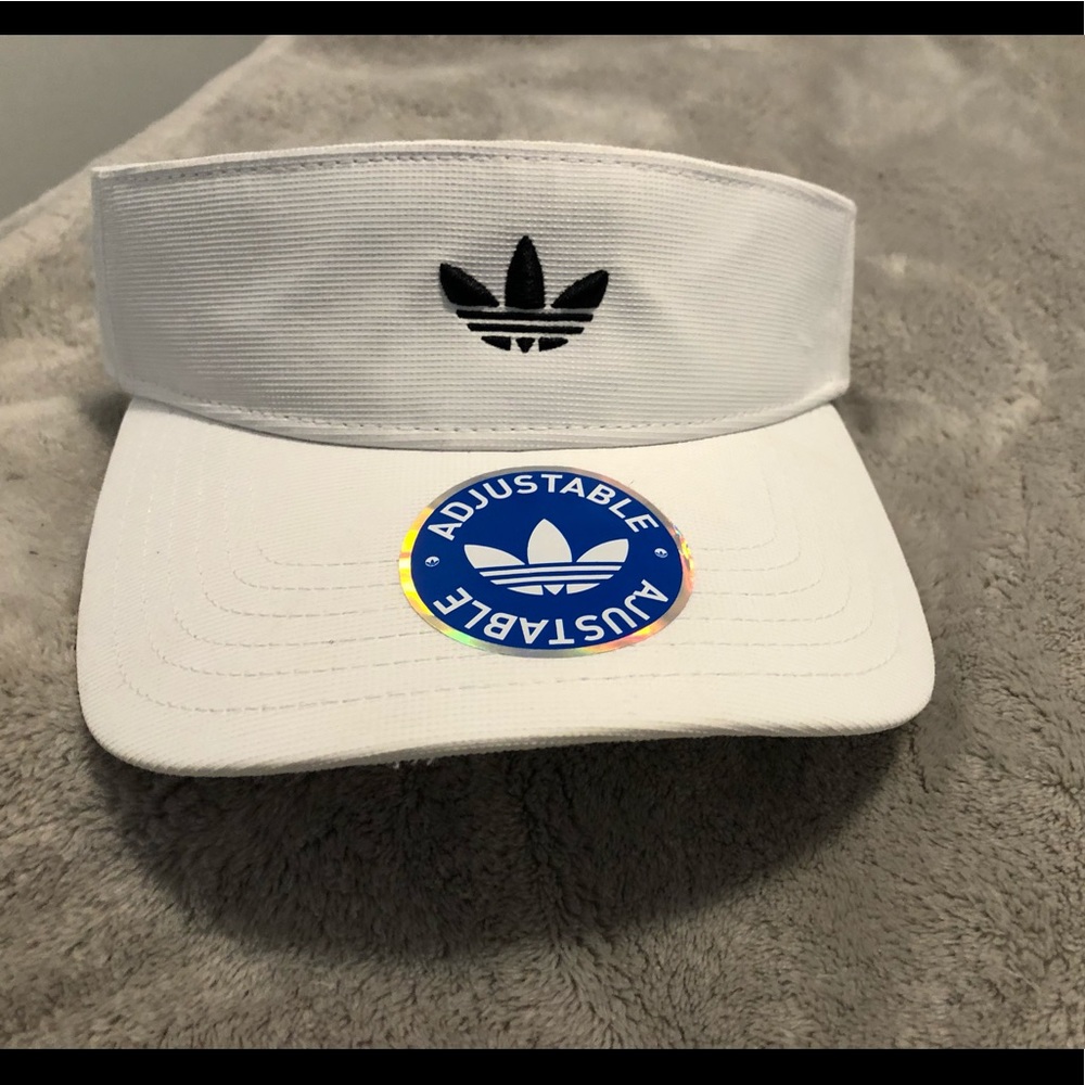 Adidas visor